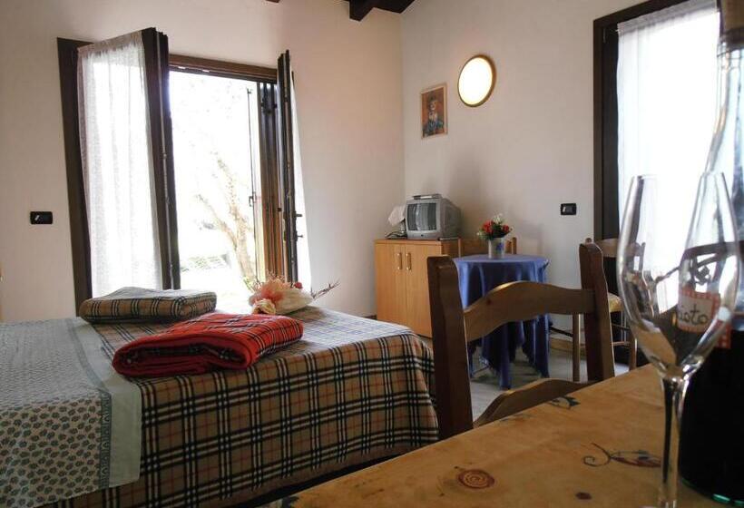 Номер Стандарт с Террасой, Agriturismo La Casetta