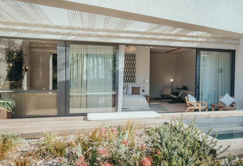 전용 풀장 스위트, Maslina Resort