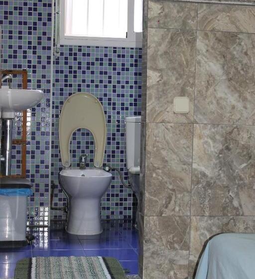 Номер Стандарт, Central Station Hostel Barcelona