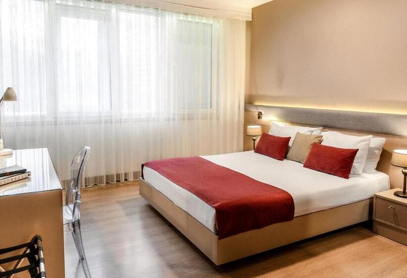 سوییت خانوادگی, Cheya Beşiktaş Istanbul Bosphorus City Center Hotel & Suites