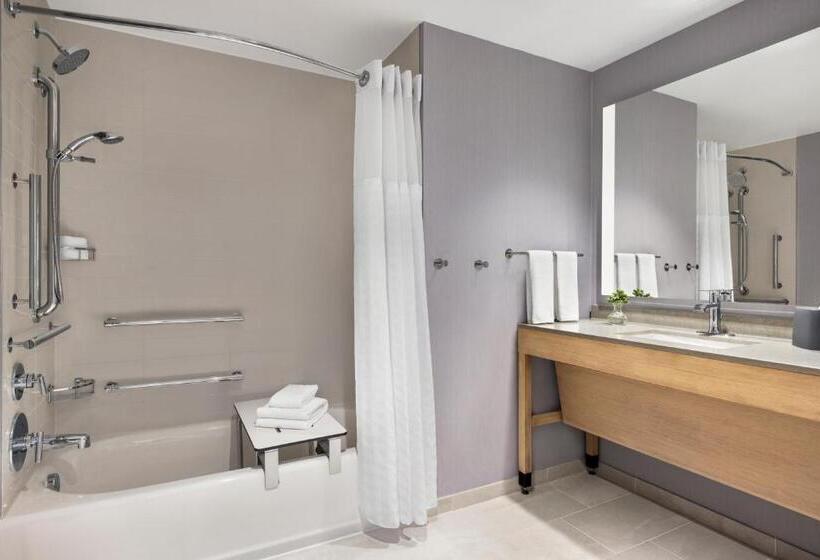 اتاق استاندارد با چشم‌انداز دریا, Hyatt Place Virginia Beach Oceanfront