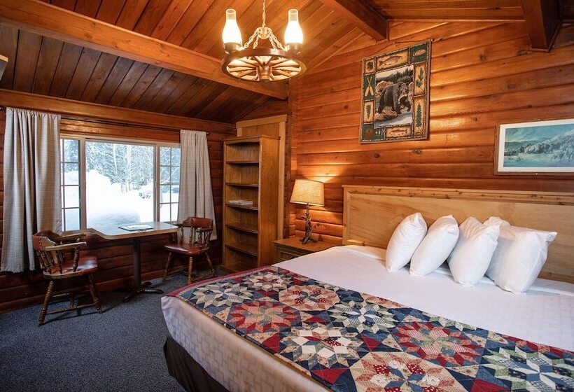 Номер Классика Двуспальная Кровать, Lochsa Lodge