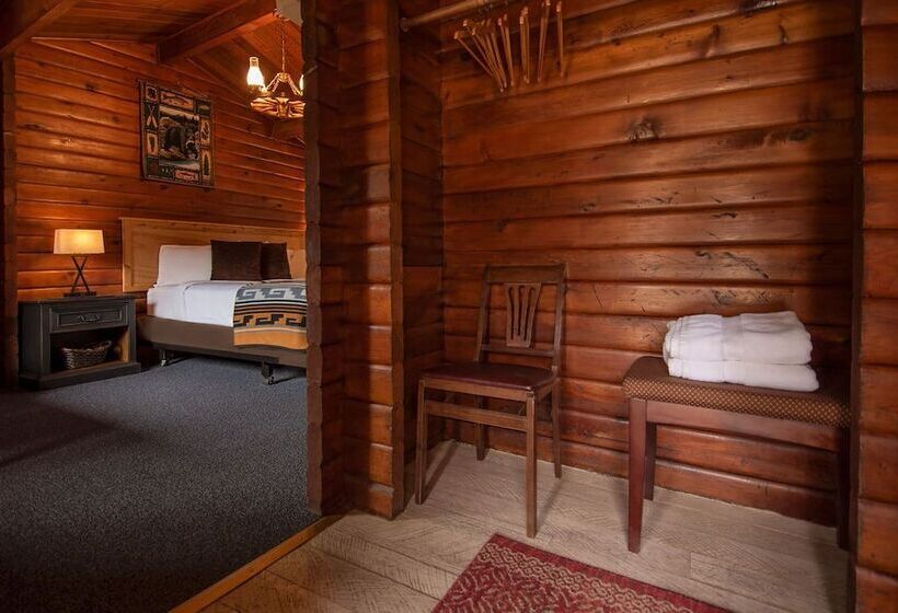 Номер Классика Двуспальная Кровать, Lochsa Lodge