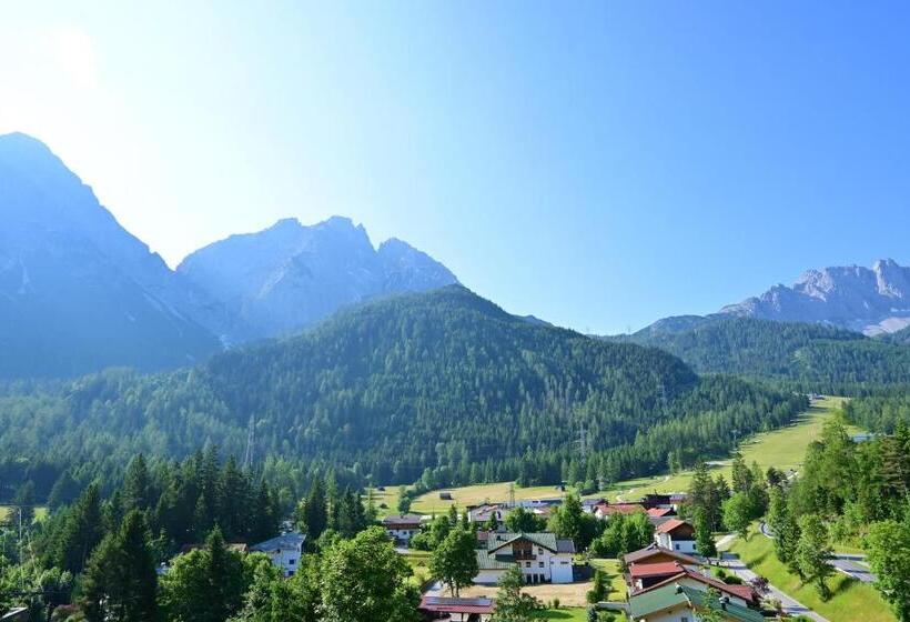Апартаменты 2 Спальни, Das Alpspitz