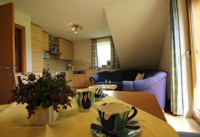 Апартаменты Comfort 2 Спальни, Knirschenhof