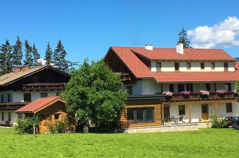 Апартаменты Comfort 2 Спальни, Knirschenhof