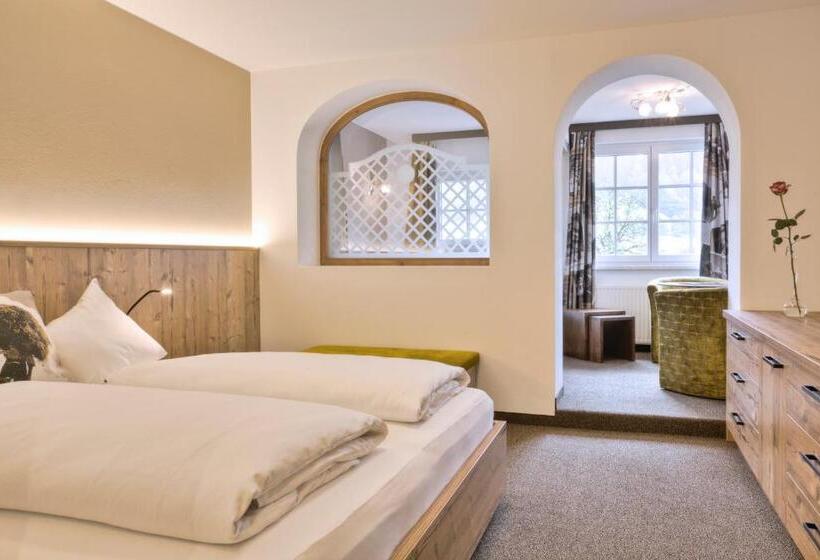 Семейный Номер, Sommerhof