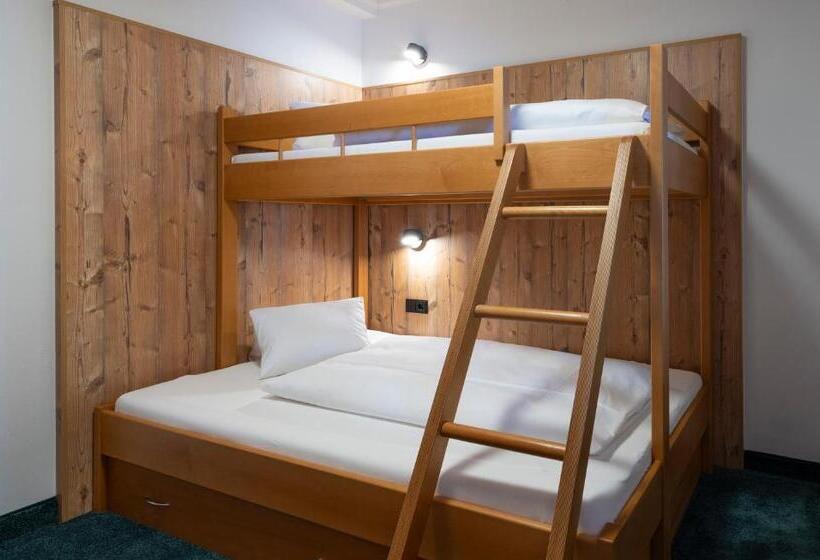 Полулюкс Повышенной Комфортности, Sommerhof
