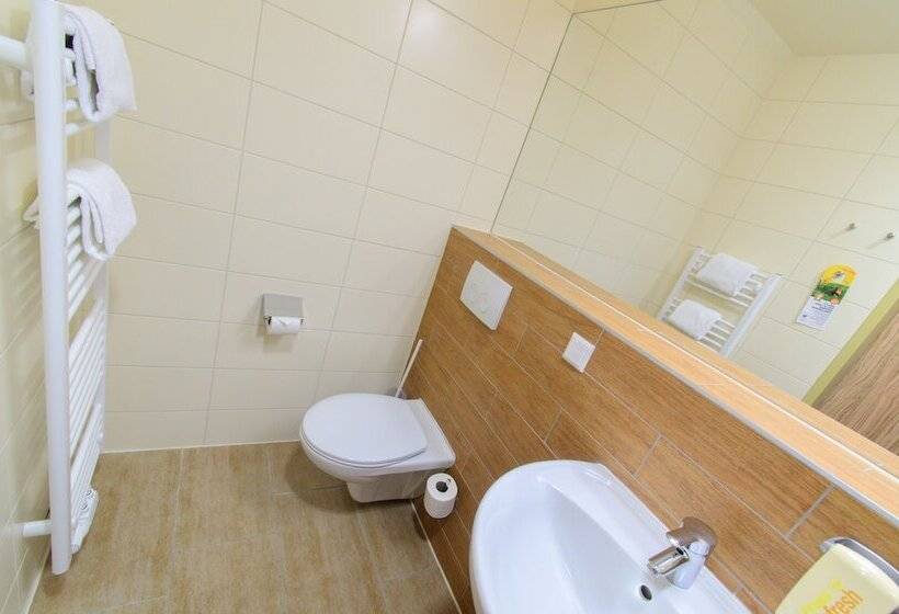 Апартаменты 2 Спальни, Jufa Hotel Grünau Im Almtal