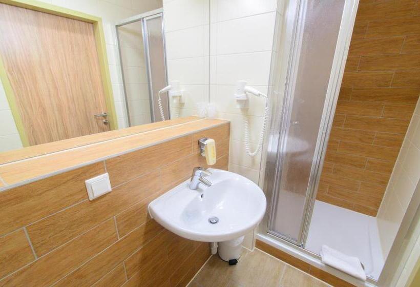 Номер Стандарт, Jufa Hotel Grünau Im Almtal