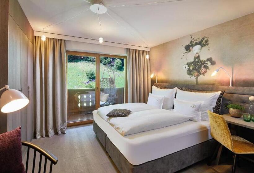 اتاق لوکس با بالکن, Zillergrundrock Luxury Mountain Resort