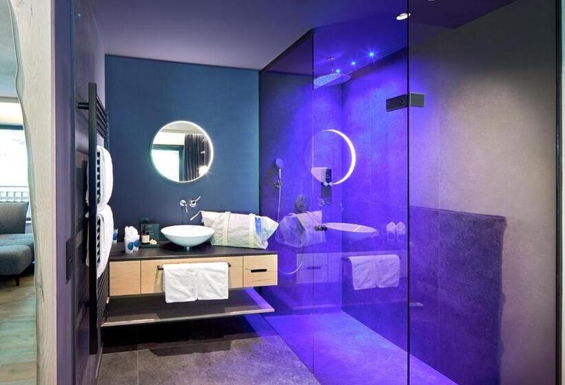 اتاق استاندارد با بالکن, Zillergrundrock Luxury Mountain Resort