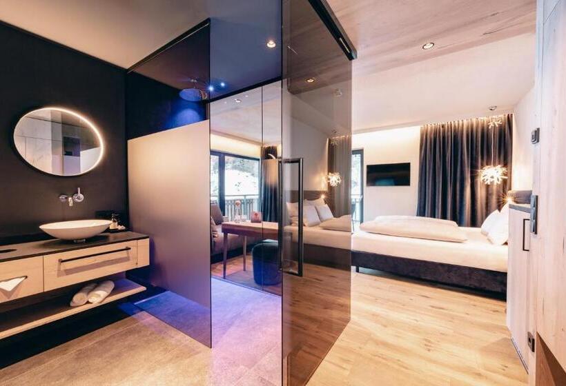 اتاق استاندارد با بالکن, Zillergrundrock Luxury Mountain Resort