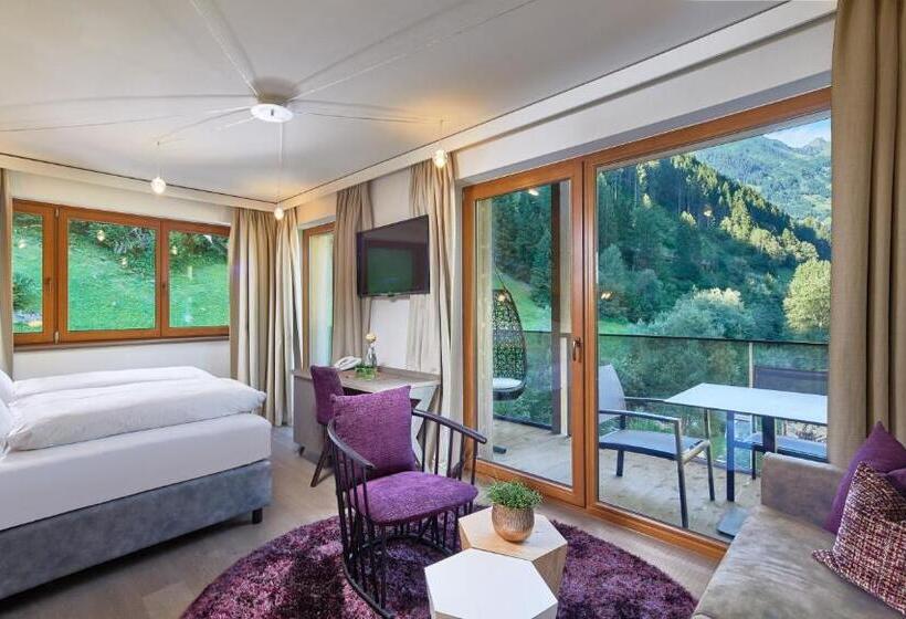 اتاق راحتی, Zillergrundrock Luxury Mountain Resort