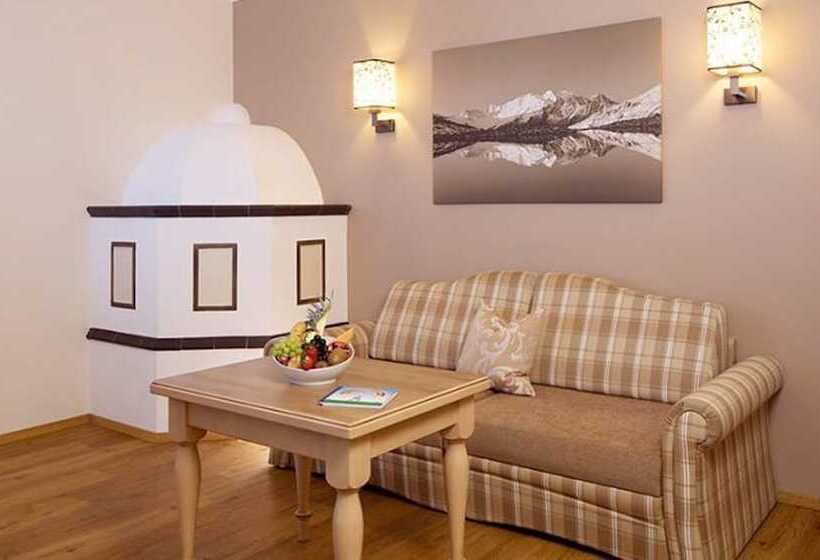 سوییت لوکس, Zillergrundrock Luxury Mountain Resort