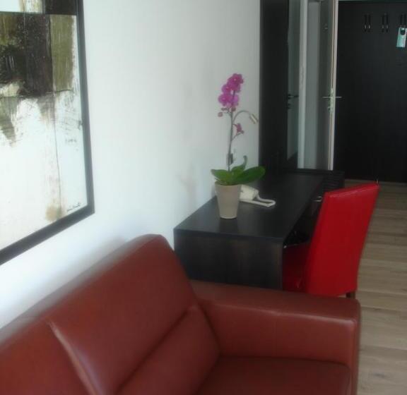 سوییت جونیور لوکس, Seehotel Lilly