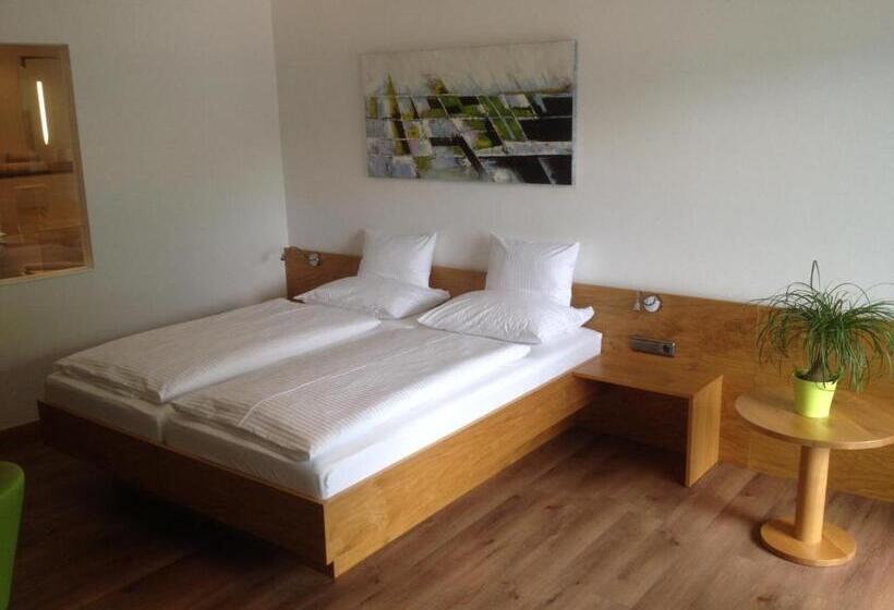 اتاق لوکس خانوادگی, Seehotel Lilly