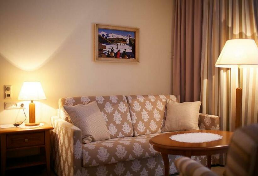 Номер Стандарт Вид на Сад, Parkhotel Tristachersee