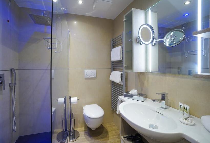 اتاق راحتی سه تخته, Aktivhotel Santalucia