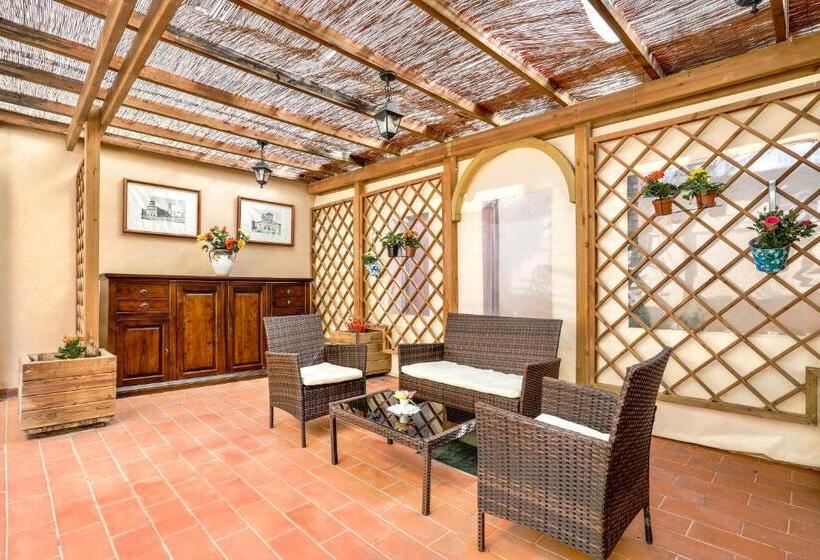 اتاق استاندارد چهار تخته, Antica Residenza Santa Chiara  City Center