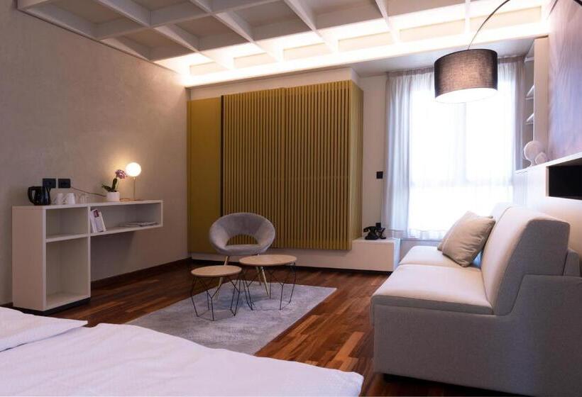 سوییت جونیور, Du Lac   Relax Attitude