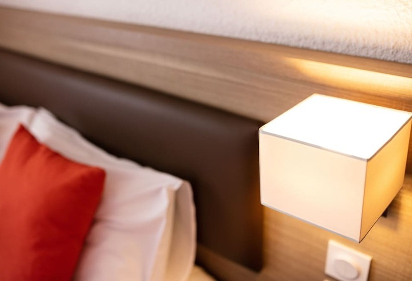 Номер Стандарт, Hôtel Hélianthe