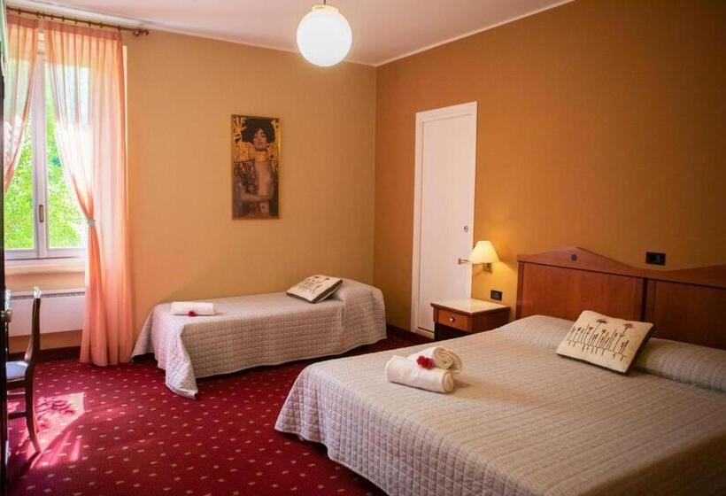 Номер Стандарт Трехместный, Milano Pool & Garden