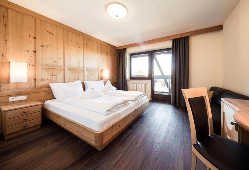 Номер Стандарт с Балконом, Green Luxury Hotel Pfösl