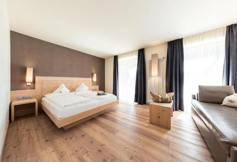 Полулюкс с Балконом, Green Luxury Hotel Pfösl