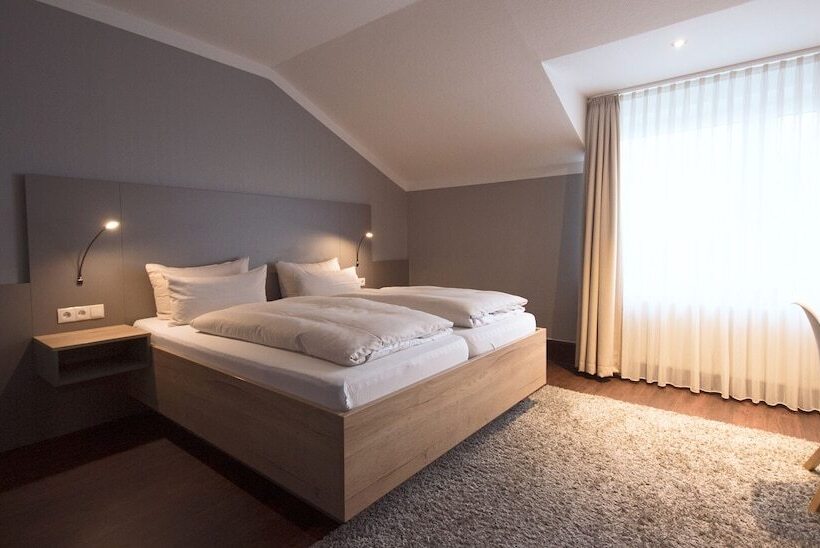 Классический Номер, Am Berghang