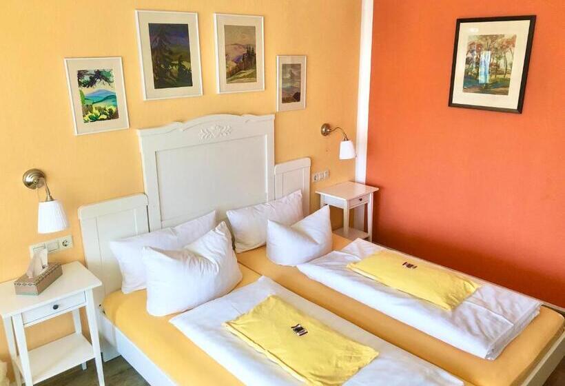 Quarto Superior com Sacada, Haus Am Kurpark
