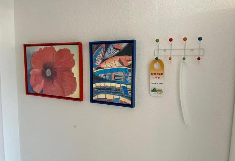 Quarto Superior com Sacada, Haus Am Kurpark