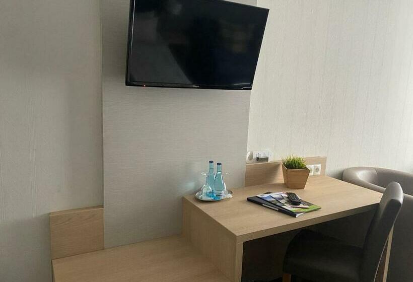 غرفة قياسية, Restaurant Kolpinghaus