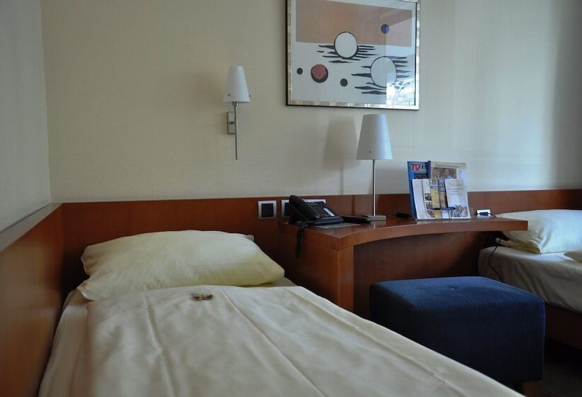 Номер Стандартный с Видом, Trip Inn Landhotel Badsoden Salmünster