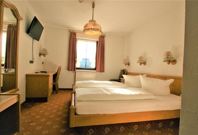 Классический Номер, Zur Traube Schwarzwaldhotel & Restaurant Am Titisee