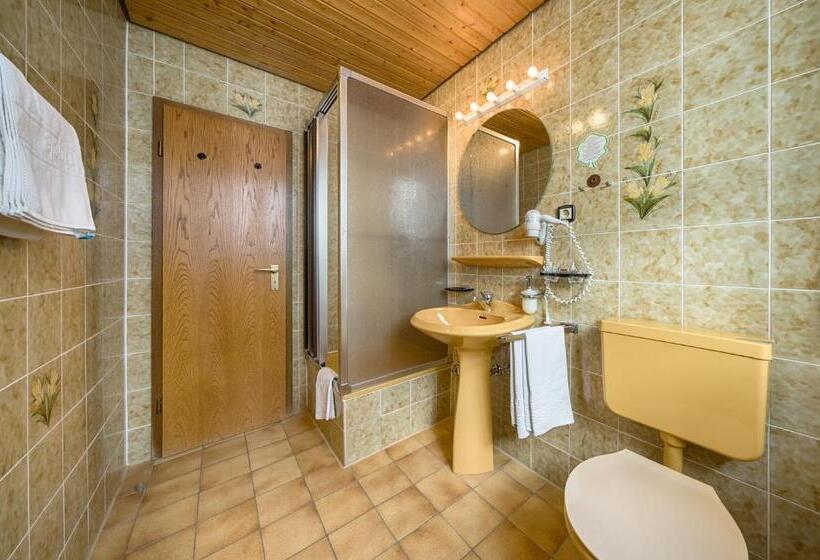 Номер Superior с Балконом, Zur Traube Schwarzwaldhotel & Restaurant Am Titisee