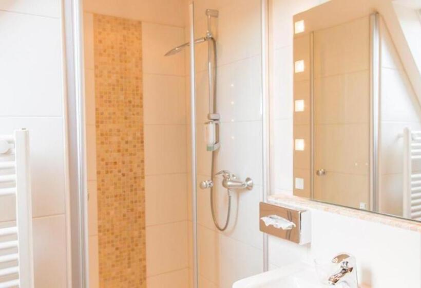 Номер Стандарт Индивидуальный, Meyers Hotel Hittfeld