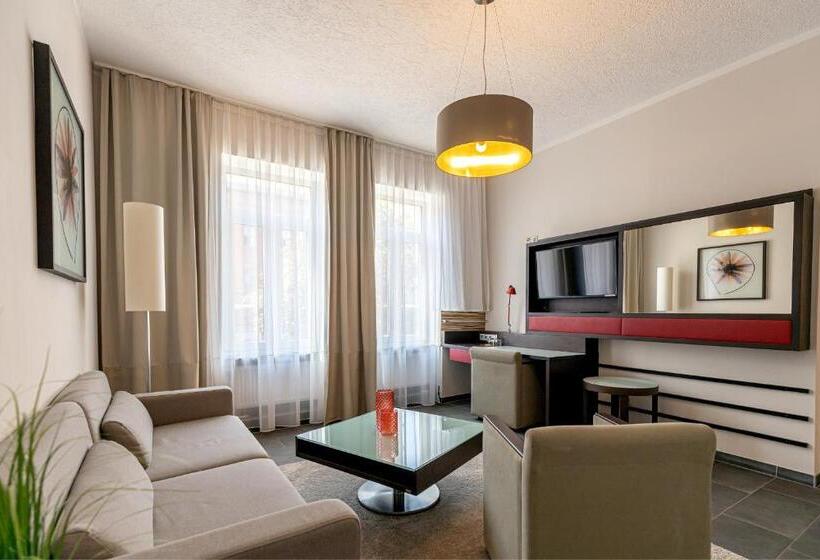 Апартаменты 2 Спальни, Garni  Am Domplatz