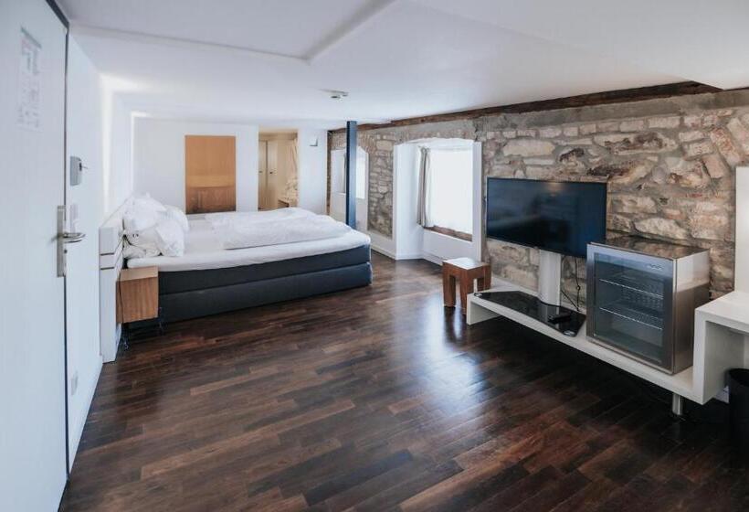 주니어 스위트, Design Hotel & Restaurant Löwen