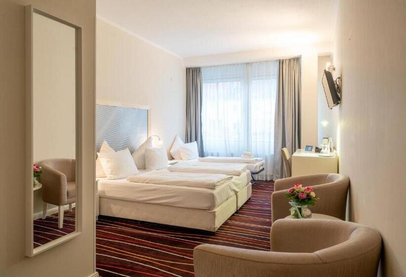 Семейный Номер, Yors Hotel Hannover City