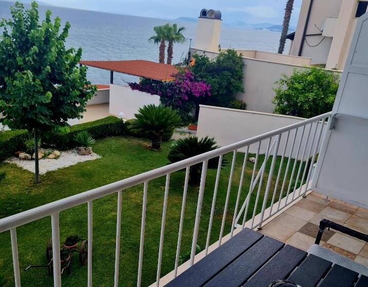 استودیوی استاندارد با چشم‌انداز دریا, Beach Villa Bozikovic