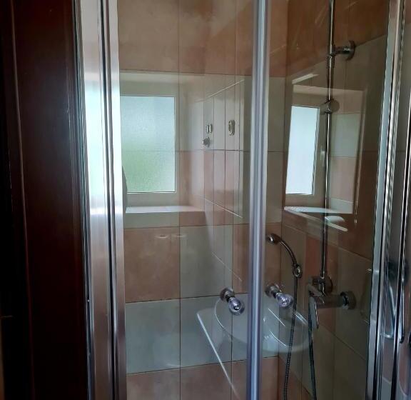 استودیوی استاندارد, Beach Villa Bozikovic