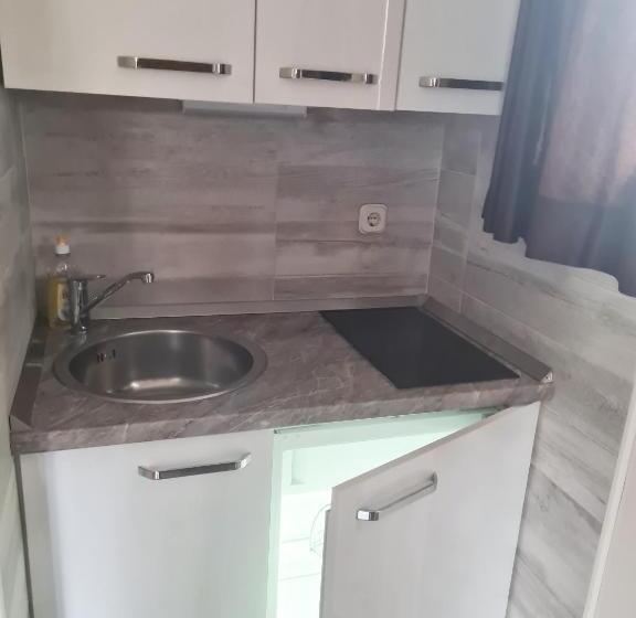 استودیوی استاندارد, Beach Villa Bozikovic