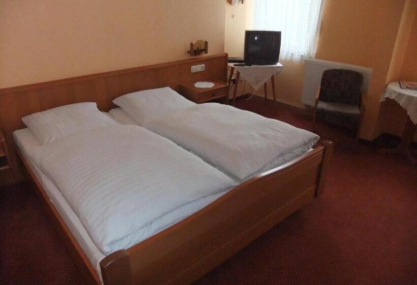 Номер Стандарт, Gasthof Rotes Roß