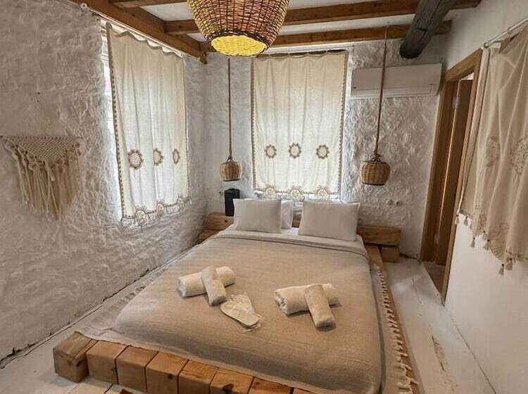 Quarto Deluxe, Bo Alacati