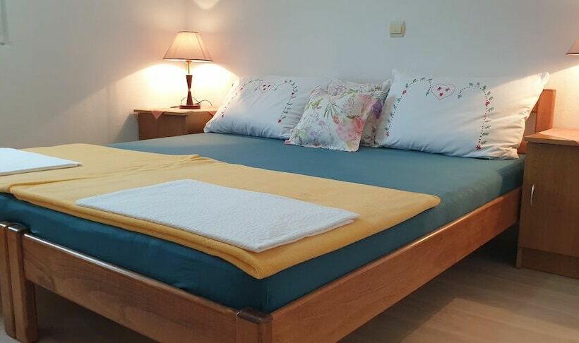 침실 2개 바다 전망 아파트, Apartmani Slavica