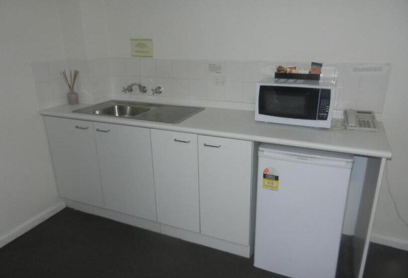 Номер Стандарт, Oceanside Hawks Nest