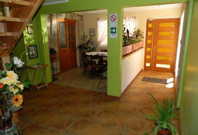 اتاق استاندارد سه نفره, Hostal Plaza Las Banderas