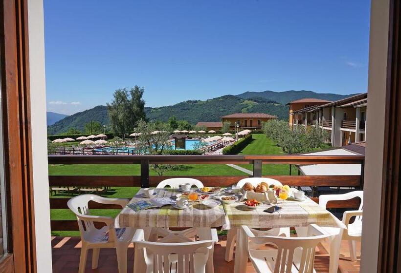 Апартаменты 2 Спальни, Residence La Pertica