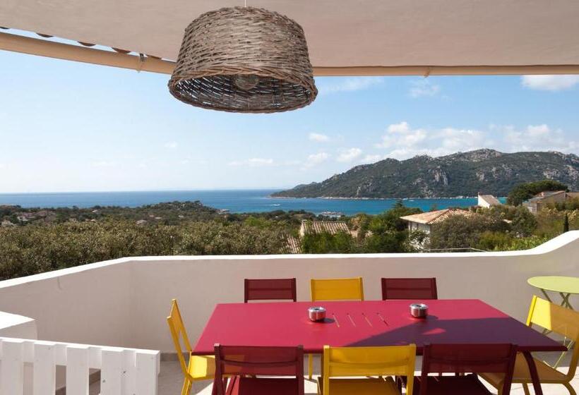 Дом 4 Спальни, Résidence Marina Di Santa Giulia